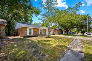 4923 Beechaven St, Houston, TX 77053 - Photo 2