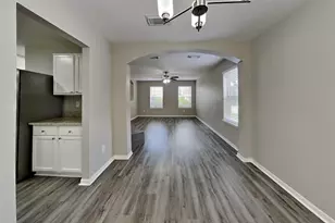16127 Hilton Head Ln, Cypress, TX 77429 - Photo 6
