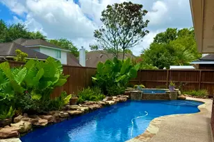 3111 Ravens Lake Cir, League City, TX 77573 - Photo 2
