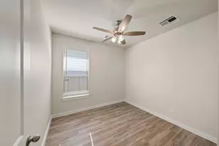 561 Timber Voyage Ct, Conroe, TX 77304 - Photo 18