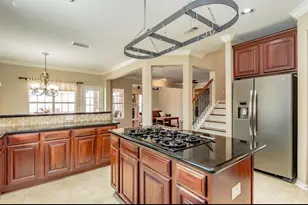 303 N Elder Grove Dr, Pearland, TX 77584 - Photo 10