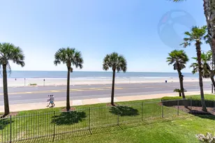 7000 Seawall Blvd, Galveston, TX 77551 - Photo 8