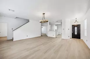 18318 Alemarble Oak St, Cypress, TX 77429 - Photo 4