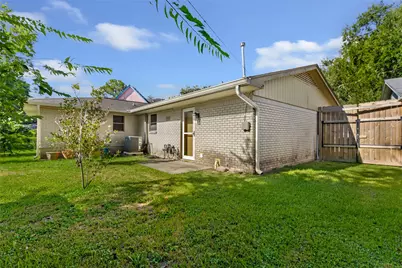 1109 Hampton Circle, Alvin, TX 77511 - Photo 16