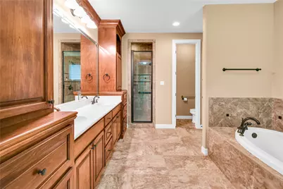 1100 Southern Oaks Drive Drive, Angleton, TX 77515 - Photo 8