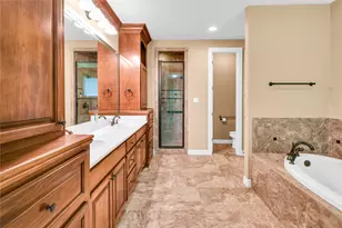 1100 Southern Oaks Dr, Angleton, TX 77515 - Photo 8
