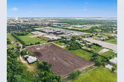 4310 Redell Road, Baytown, TX 77521 - Photo 6