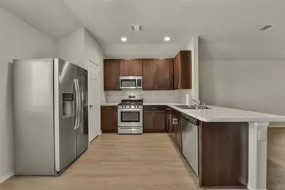 8611 Conquest Circle, Texas City, TX 77591 - Photo 8