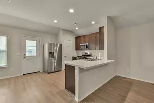 8611 Conquest Cir, Texas City, TX 77591 - Photo 8