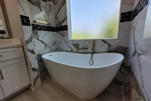 2805 Tierwester St, Houston, TX 77004 - Photo 38