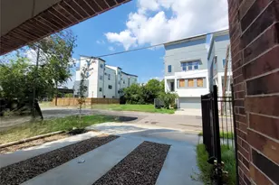 2805 Tierwester St, Houston, TX 77004 - Photo 4