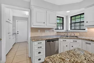 2341 W Briargate Dr, Bryan, TX 77802 - Photo 18