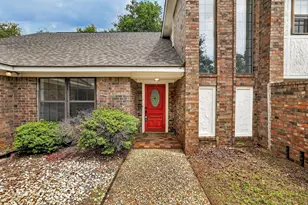 2341 W Briargate Dr, Bryan, TX 77802 - Photo 2