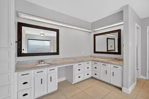 2341 W Briargate Dr, Bryan, TX 77802 - Photo 32