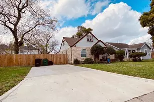 7108 Eastwood St, Houston, TX 77021 - Photo 1