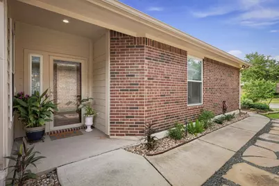 9426 Raven Lake Court, Cypress, TX 77433 - Photo 2