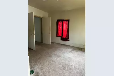 213 W Lobit Street, Baytown, TX 77520 - Photo 10