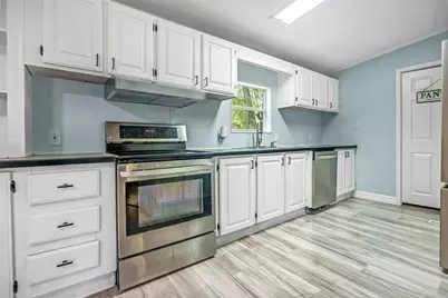 577 County Road 6881 N, Dayton, TX 77535 - Photo 12