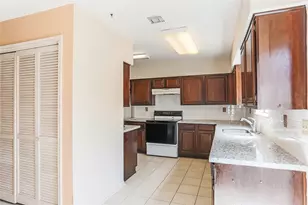 9901 Sharpcrest St, Houston, TX 77036 - Photo 4