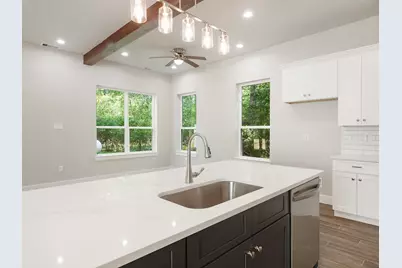731 Magnolia Point Drive, Houston, TX 77336 - Photo 14