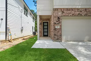 731 Magnolia Point Dr, Houston, TX 77336 - Photo 4