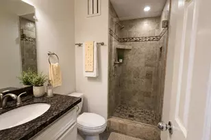 1401 E Beach Dr, Galveston, TX 77550 - Photo 8