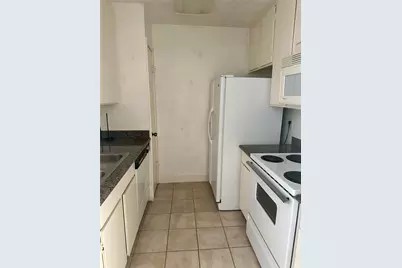 10047 Westpark Drive #30, Houston, TX 77042 - Photo 4