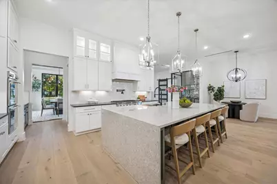 431 W 30th Street, Houston, TX 77018 - Photo 8