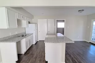 1960 Upland Dr, Houston, TX 77043 - Photo 8