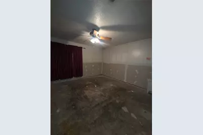 11306 Brook Meadow Circle, Houston, TX 77089 - Photo 12