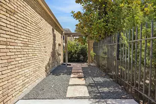 503 Bolton Pl, Houston, TX 77024 - Photo 28