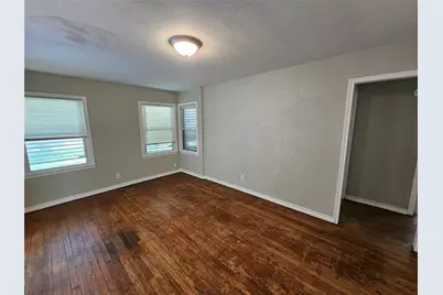 1909 2nd Avenue N, Texas City, TX 77590 - Photo 2