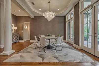 22 E Shore Drive, The Woodlands, TX 77380 - Photo 6