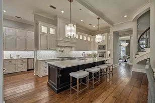 22 E Shore Dr, The Woodlands, TX 77380 - Photo 10