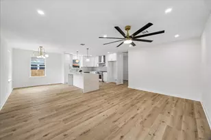1107 Cordell St, Houston, TX 77009 - Photo 6