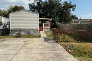 4429 16th St, Bacliff, TX 77518 - Photo 1