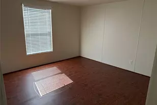 4429 16th St, Bacliff, TX 77518 - Photo 2