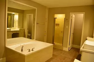 2127 Manor Green Dr, Houston, TX 77077 - Photo 14