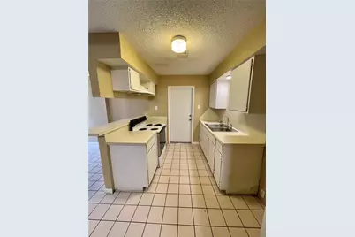 1510 N Avenue Q, Freeport, TX 77541 - Photo 4
