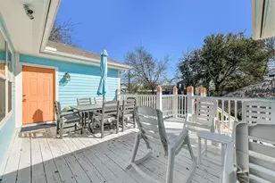 3807 Avenue R, Galveston, TX 77550 - Photo 32