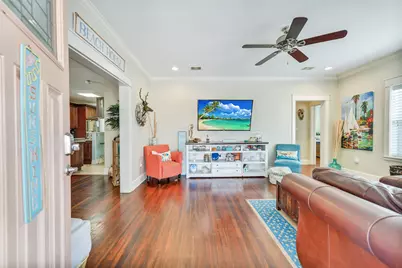 3807 Avenue R, Galveston, TX 77550 - Photo 6