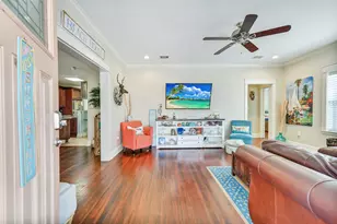 3807 Avenue R, Galveston, TX 77550 - Photo 6