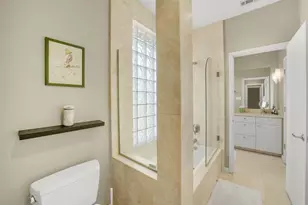 15 Hudson Cir, Houston, TX 77024 - Photo 26