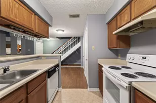 3600 Jeanetta St, Houston, TX 77063 - Photo 14