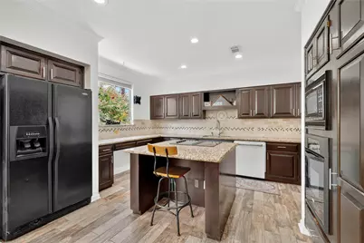 6311 Westcott Street, Houston, TX 77007 - Photo 8