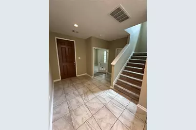 2606 Riverhollow Ln, Sugar Land, TX 77479 - Photo 2