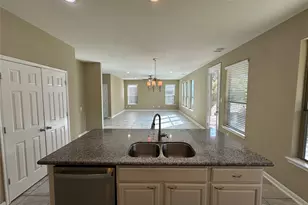 2606 Riverhollow Ln, Sugar Land, TX 77479 - Photo 8
