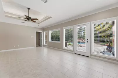 17 Buttonbush Court, The Woodlands, TX 77380 - Photo 8