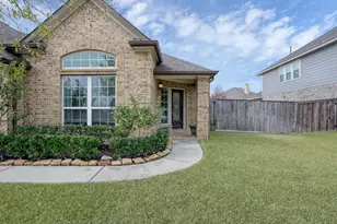 17923 Durango Point Ct, Tomball, TX 77377 - Photo 2