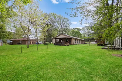142 Fm 2296 Road, Huntsville, TX 77340 - Photo 24